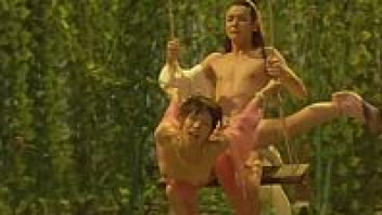 โป๊จีน เอากัน เย็ดหลายท่า เย็ดบนชิงช้า เย็ดท่ายาก